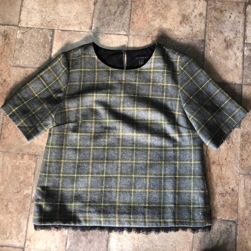 Gorgeous Plaid top.